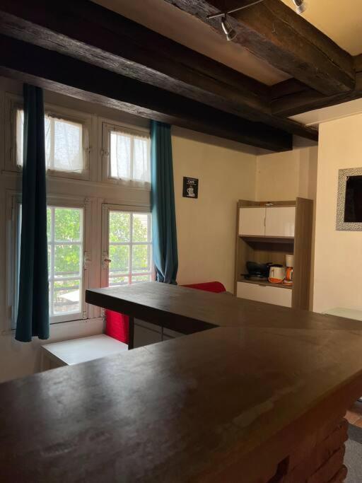 T2 Vue Sur La Place Plumereau Apartment Tours